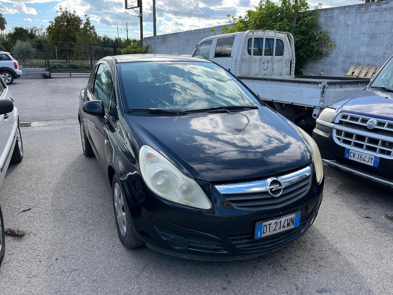 Opel Corsa 1.2 3 porte Club