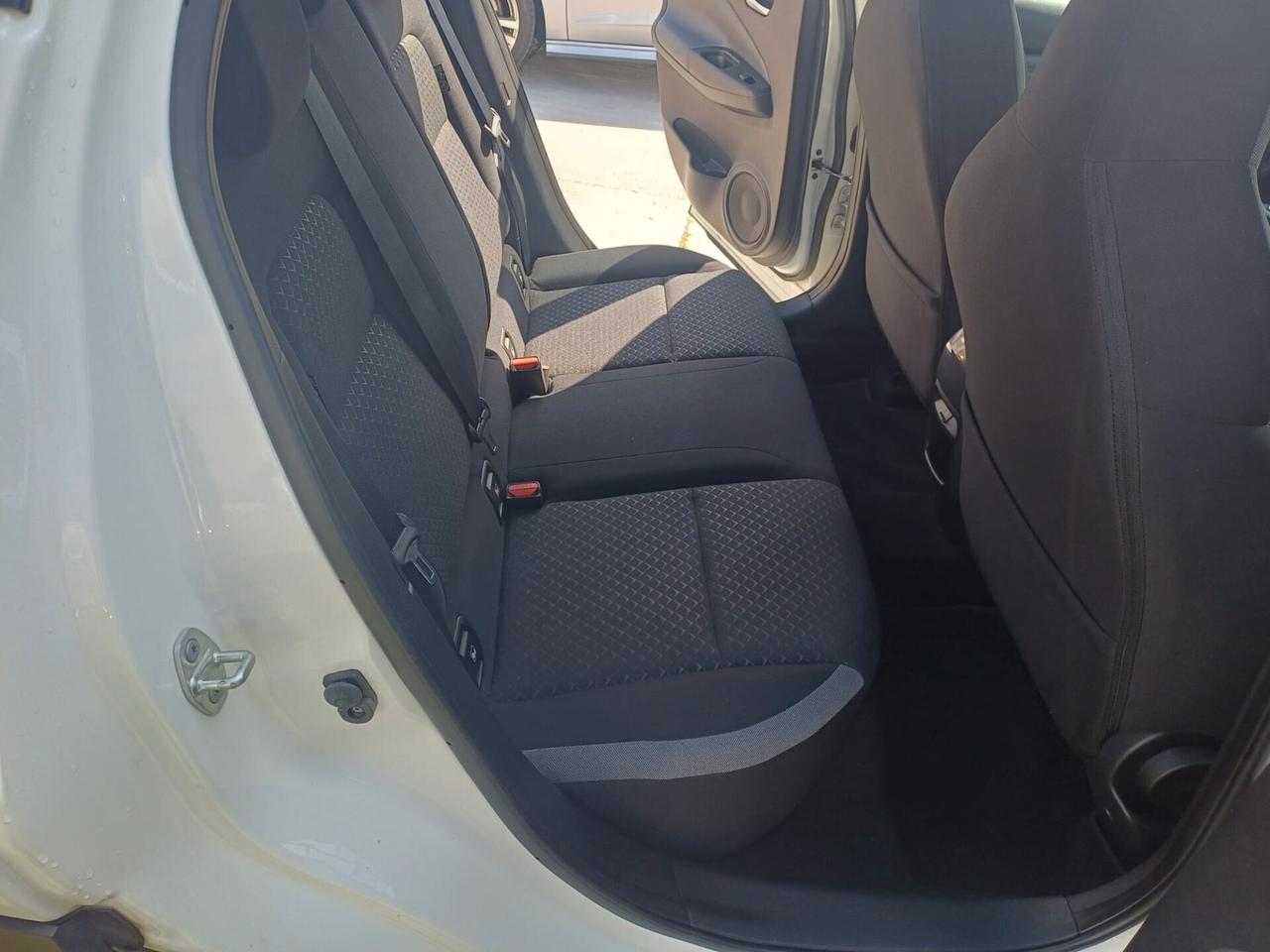 Nissan Juke 1.0 DIG-T 117 CV N-Connecta