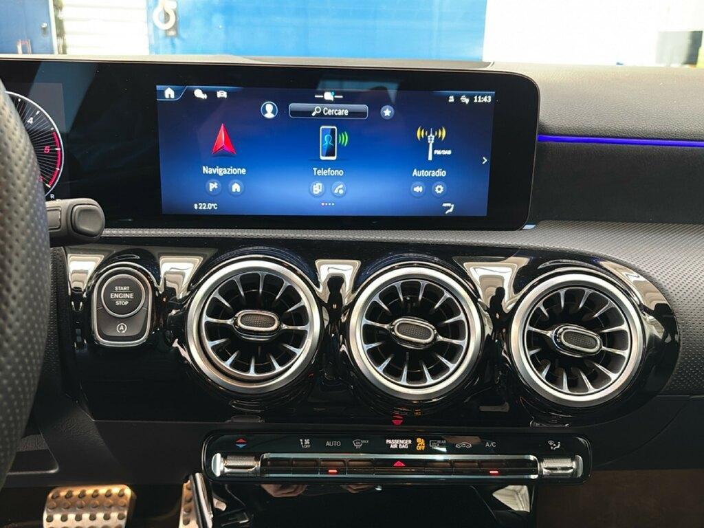 Mercedes Classe A 180 180 D Digital Edition Speedshift DCT AMG 8G