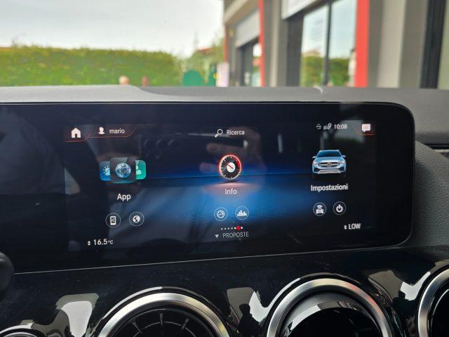 MERCEDES-BENZ GLA 200 d Automatic Premium AMG Line 19" MBUX LED Performa
