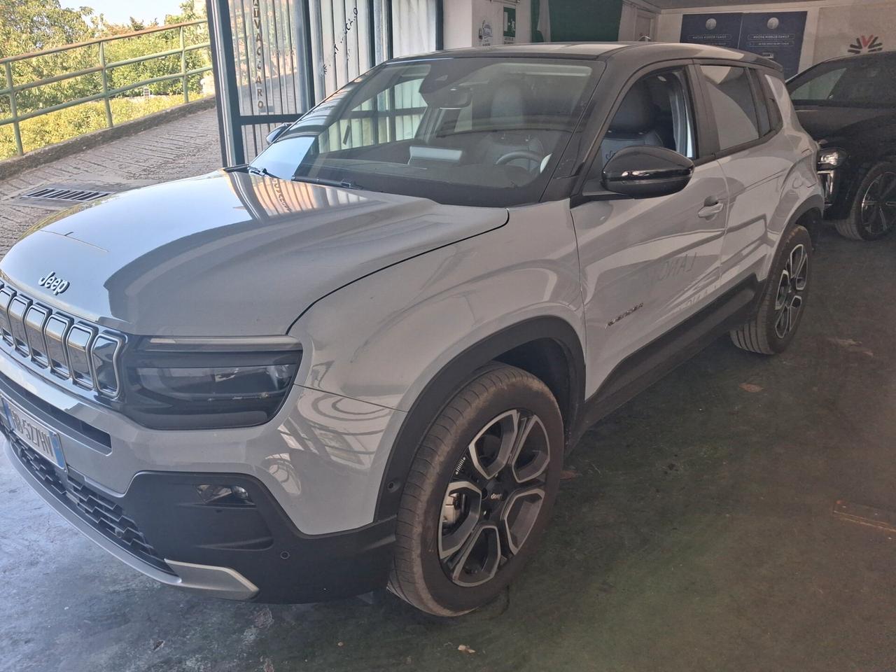Jeep Avenger 1.2 Turbo 110 CV MHEV Summit