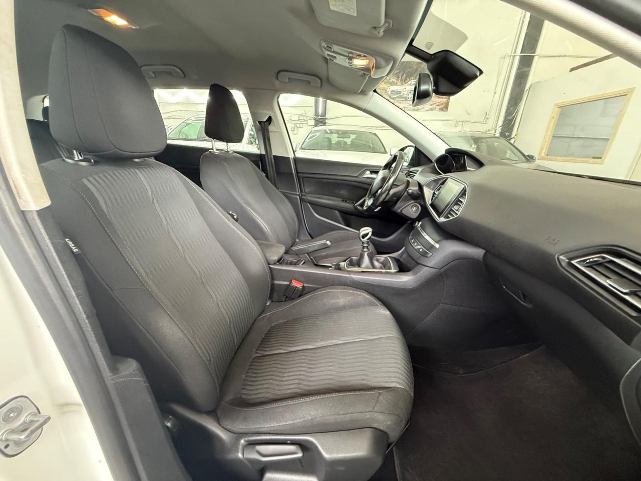 Peugeot 308 BlueHDi 120 S&S SW Business
