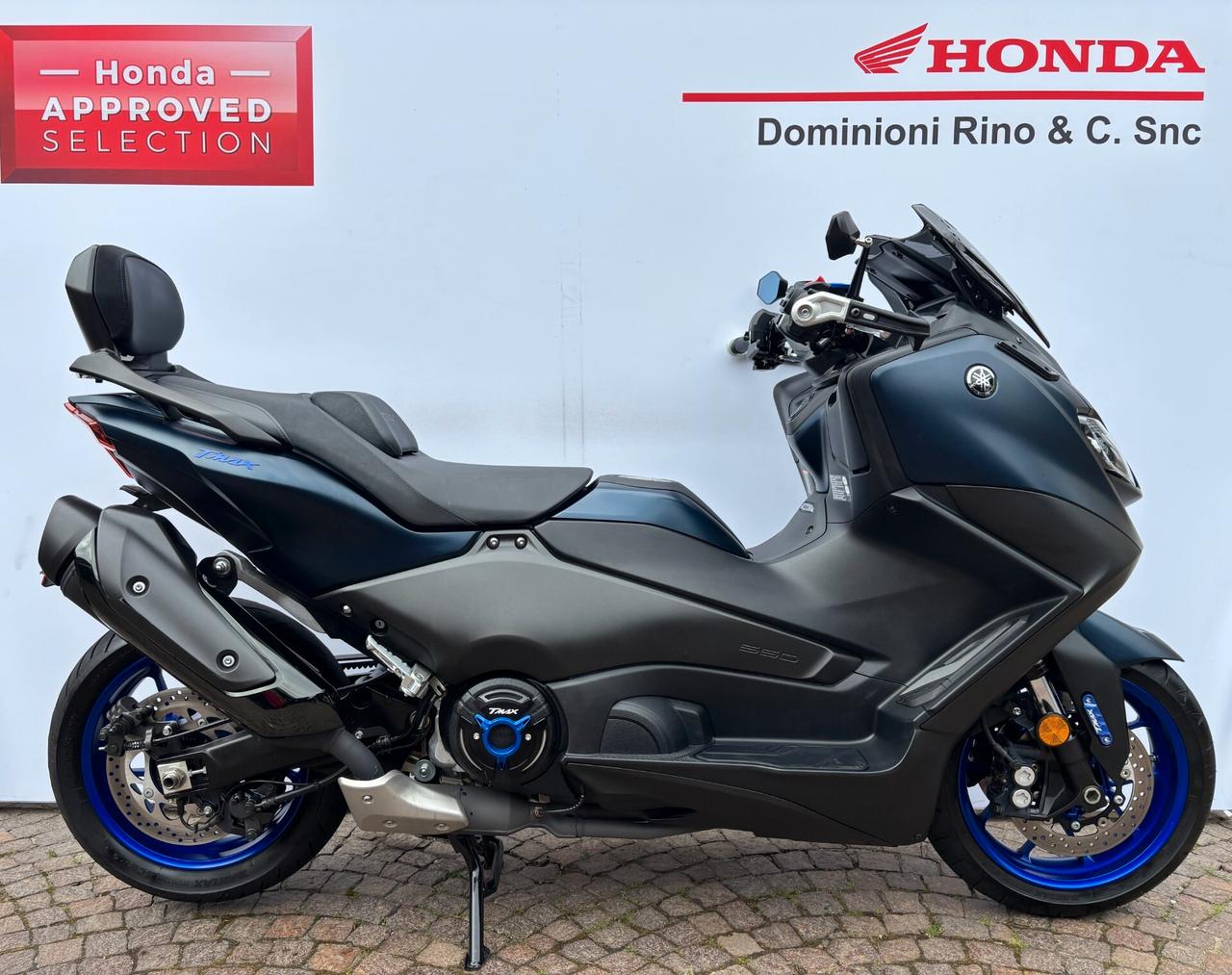 Yamaha T Max 560