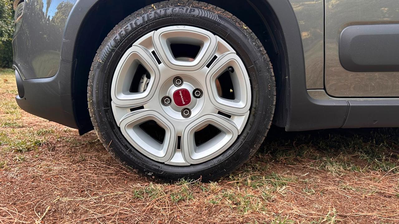Fiat Panda 1.0 Hybrid City Life 2021 neop LEGGI TESTO