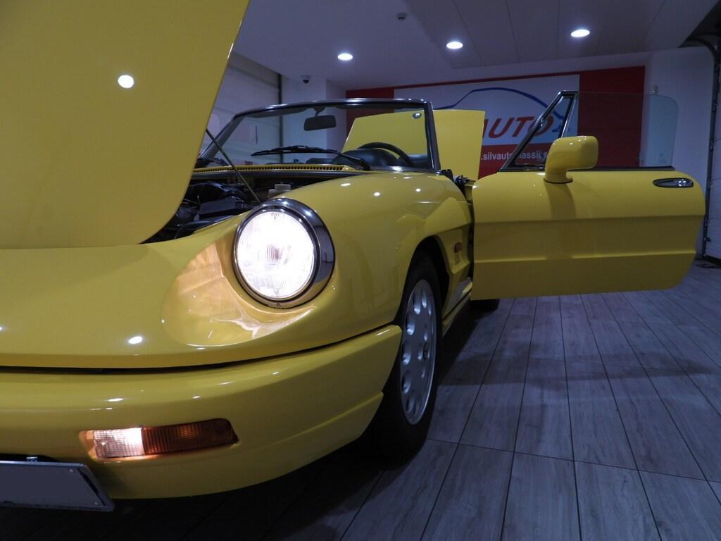 Alfa Romeo Spider 2.0