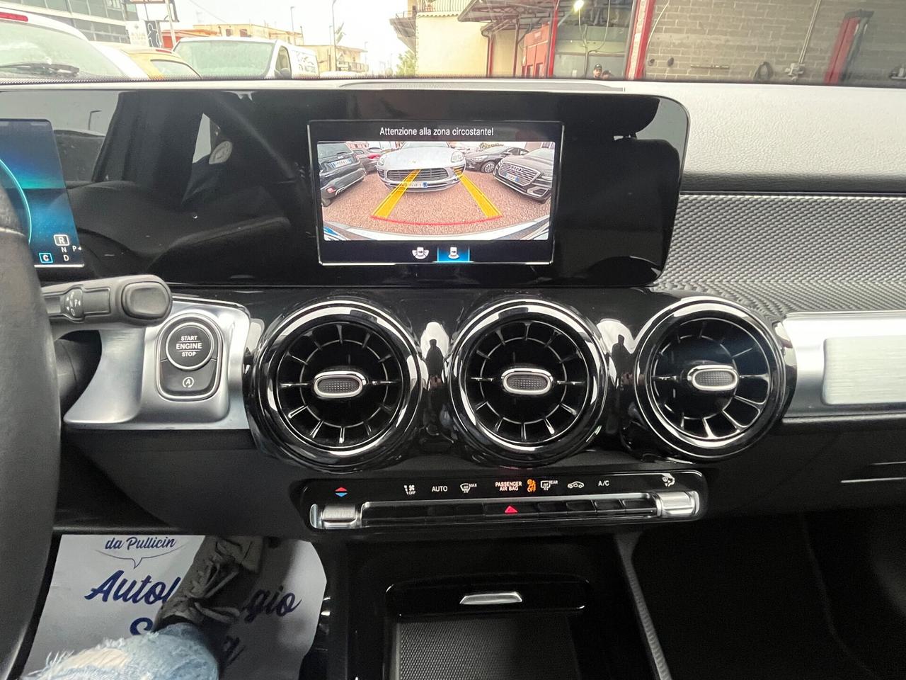 Mercedes-benz GLB 200