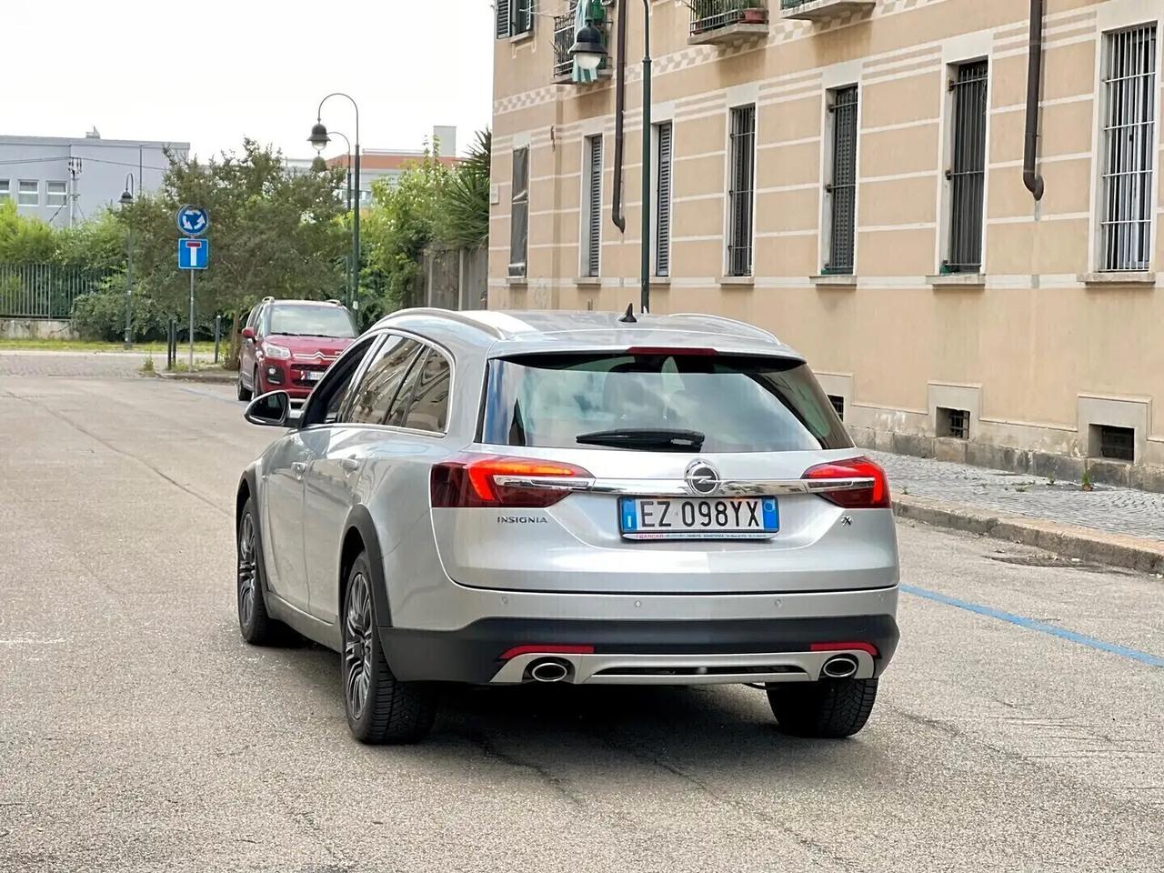 Opel Insignia 2.0 BiTurbo CDTI 4x4 aut. Country Tourer