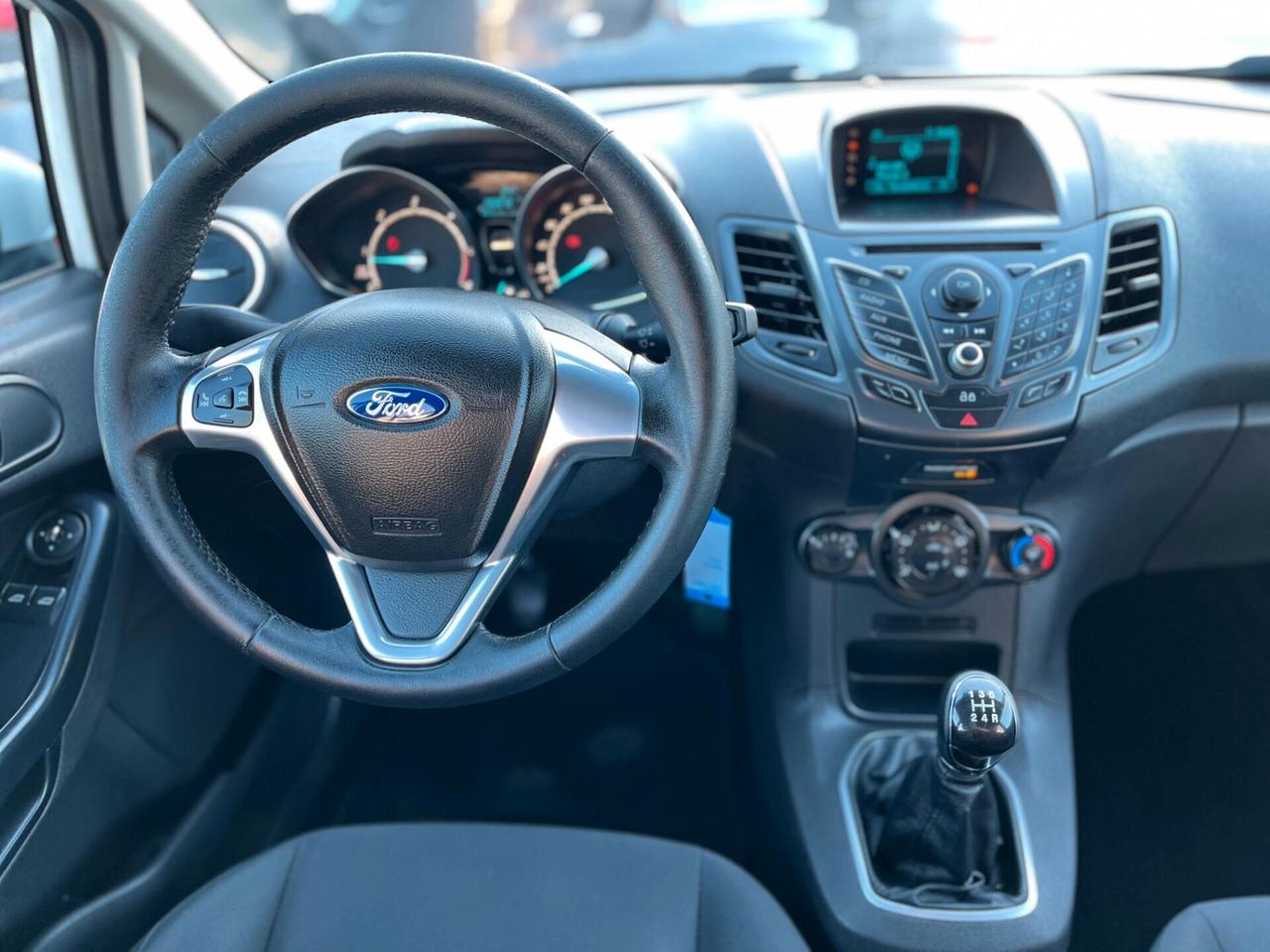 Ford Fiesta 5 porte