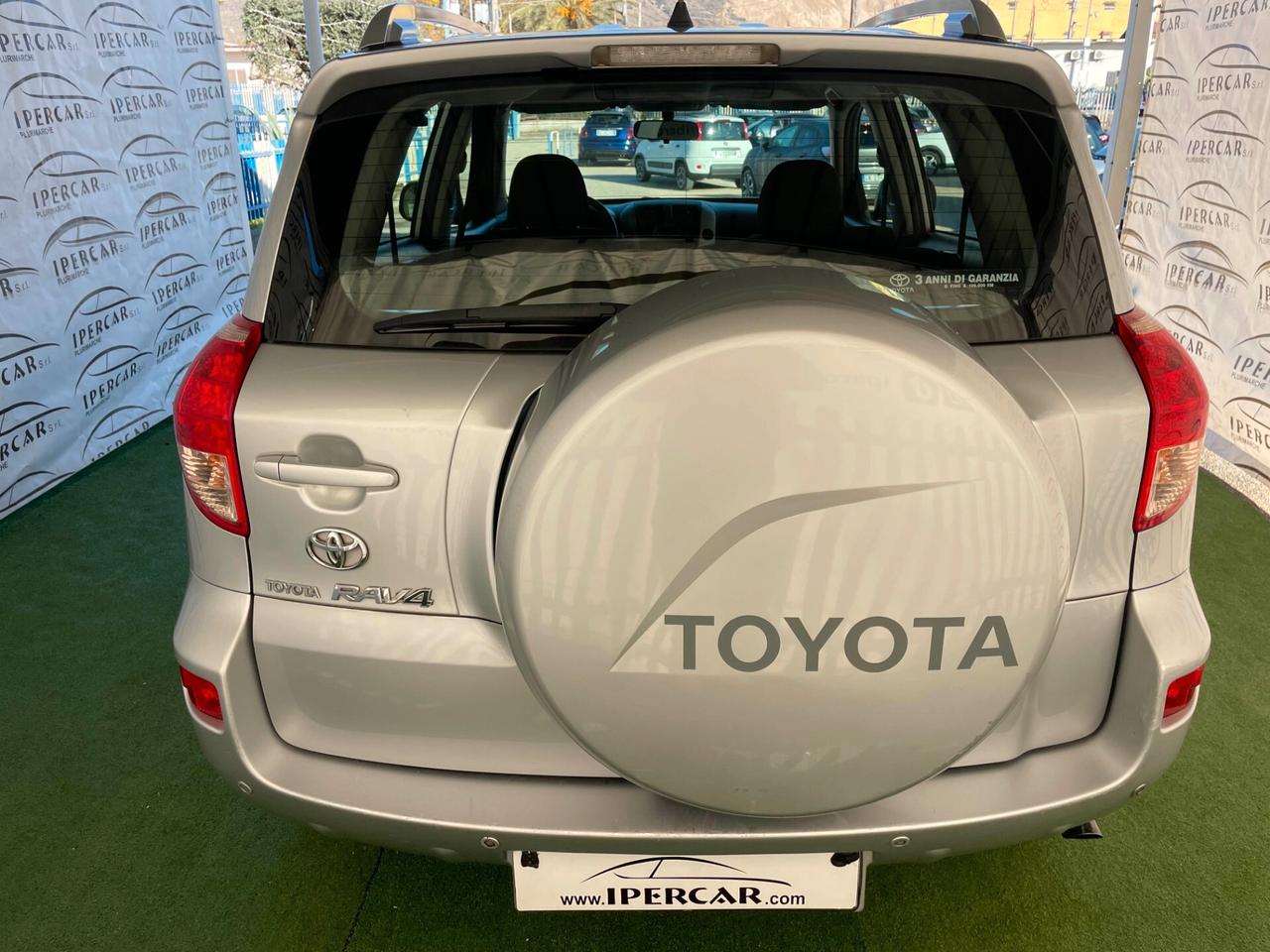 Toyota RAV 4 RAV4 2.2 D-4D 136 CV Sol