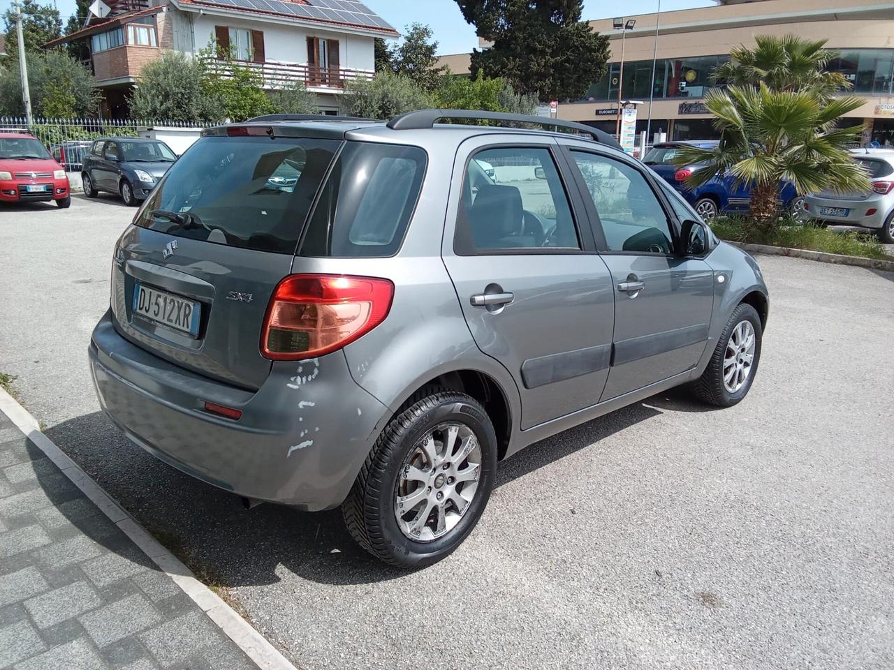 SUZUKI SX4 1,6 TDI 90 CV CONFORT 5P