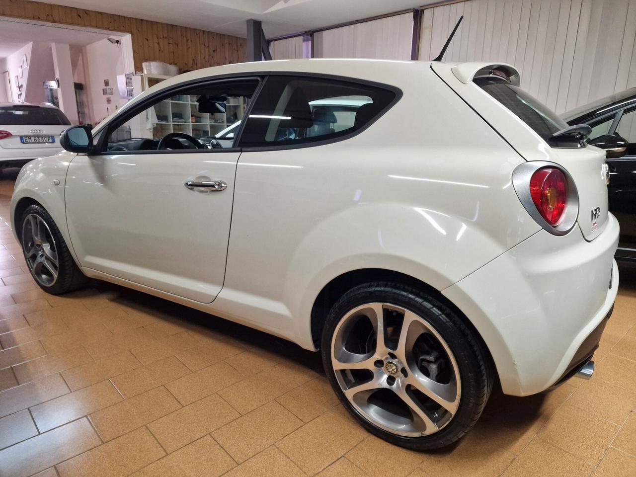 Alfa Romeo MiTo 1.4 78 CV Distinctive Sport Pack