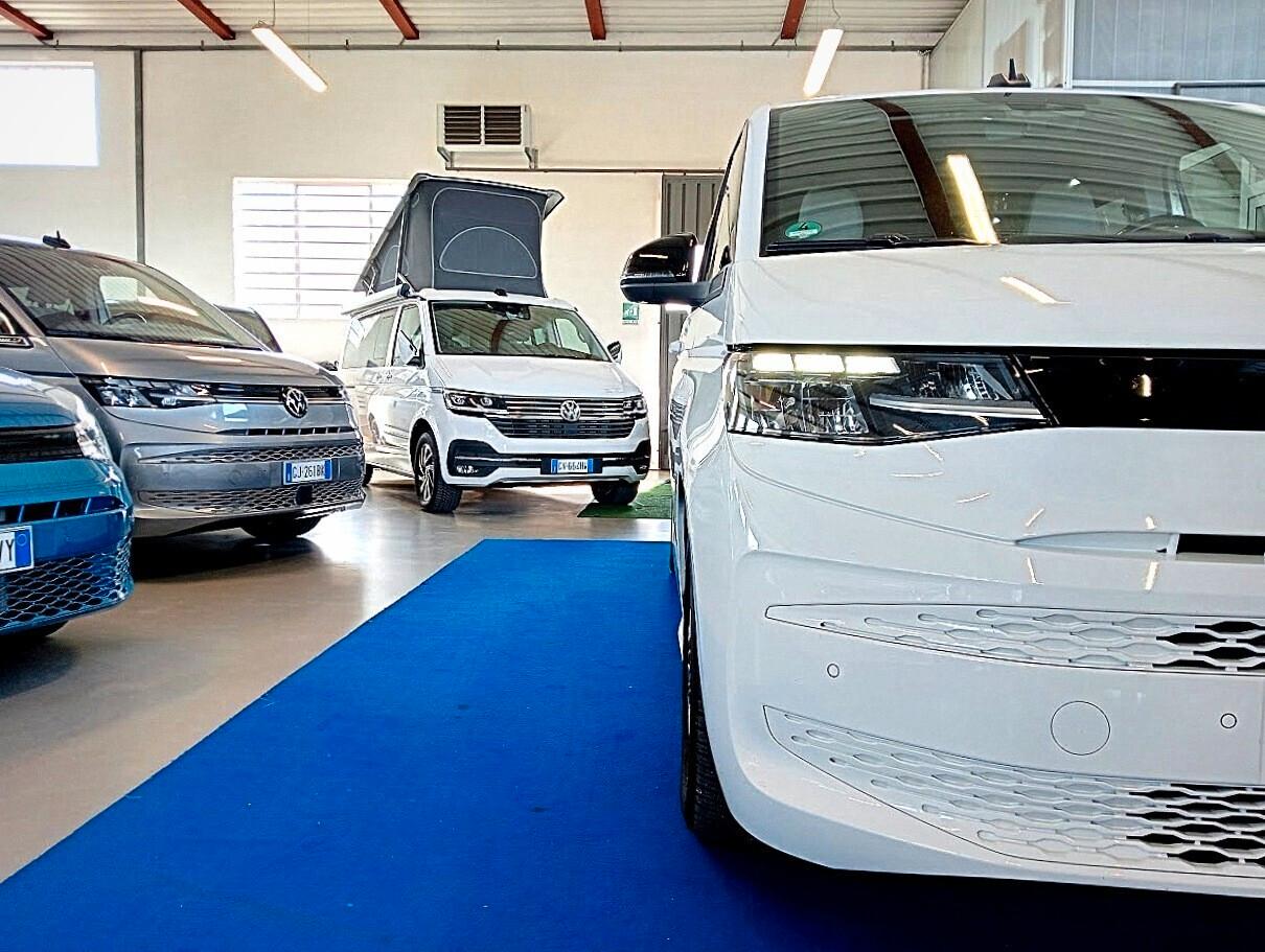 Volkswagen T7 Multivan 2.0 TDI 150cv DSG * PRONTA CONSEGNA *