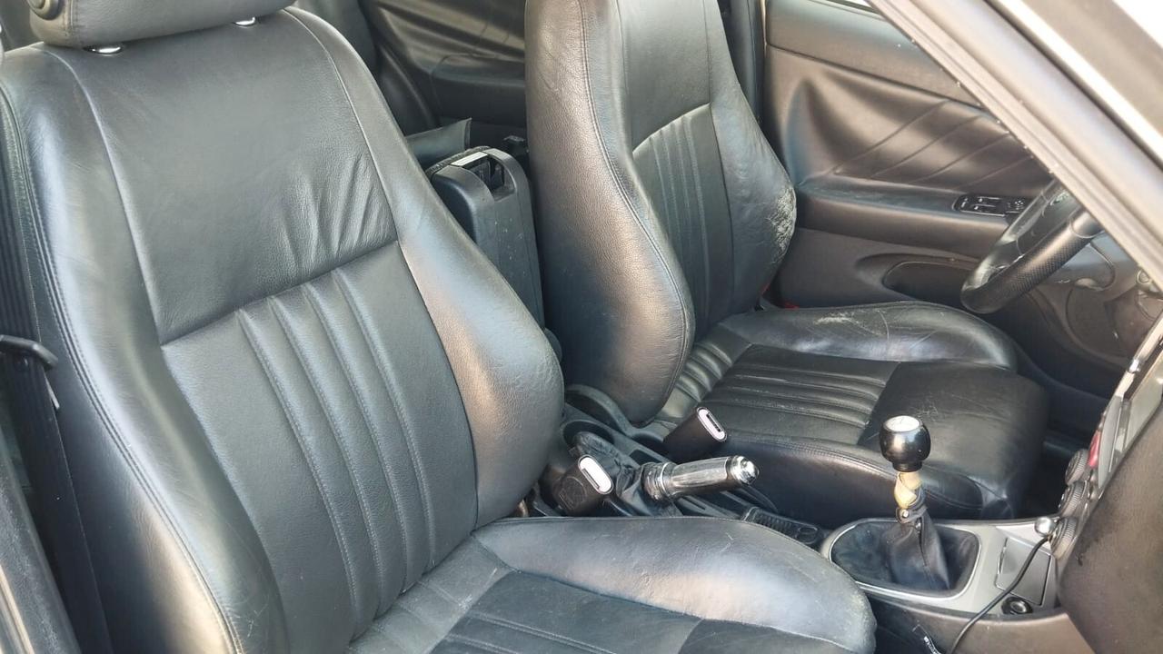 Alfa Romeo 147 1.9 JTD M-JET 16V 5 porte Dist.