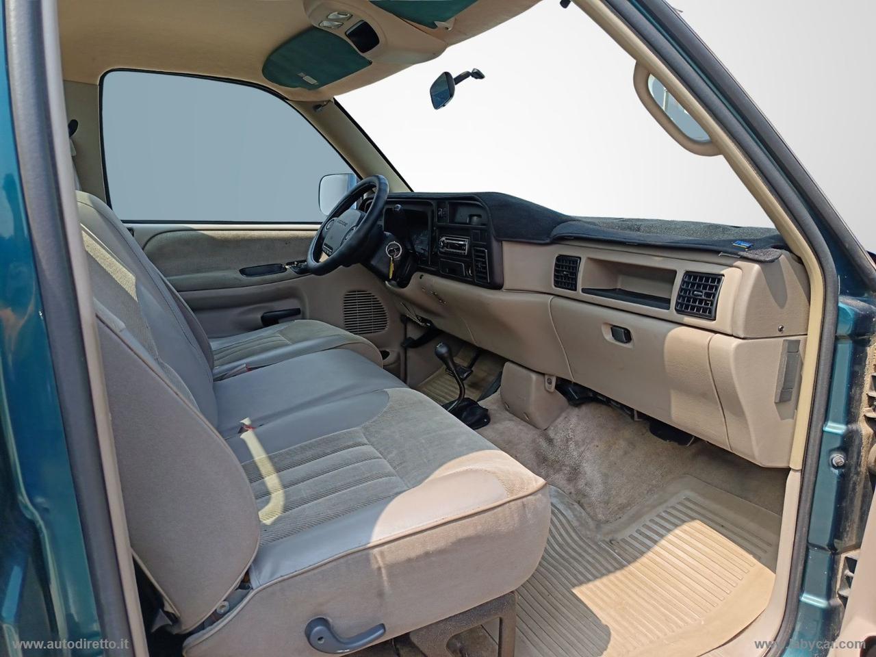 DODGE RAM PICK-UP 4X4