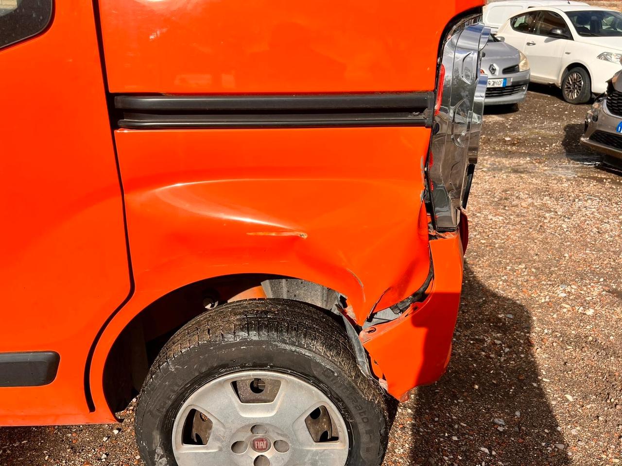 Fiat Qubo 1.3 MJT 80 CV Easy 5 POSTI