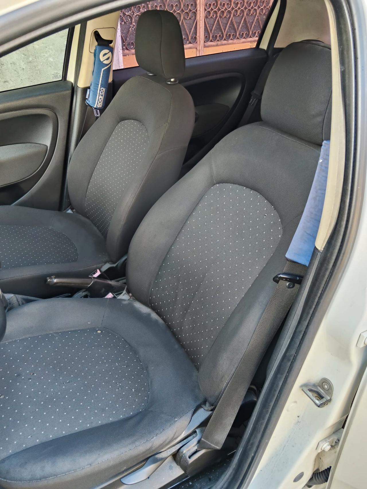 Fiat Grande Punto 1.3 MJT 75 CV 5 porte Dynamic