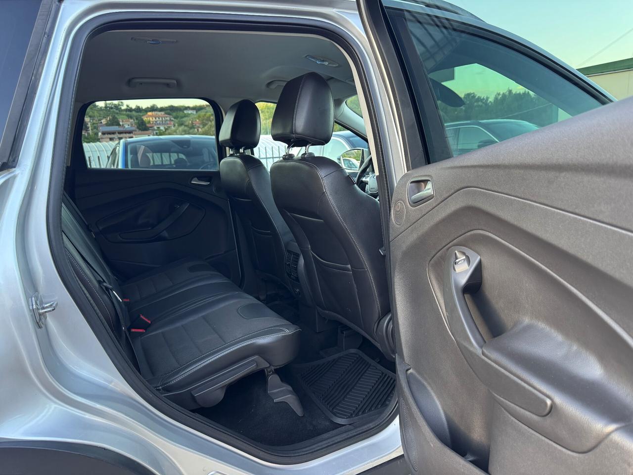 Ford Kuga 2.0 TDCI 140 CV Titanium