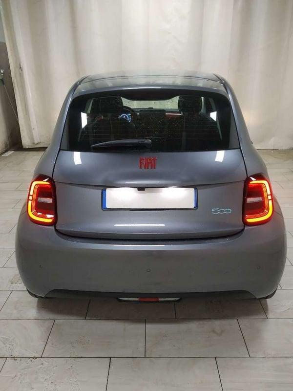 FIAT 500e 42 kWh (Red)