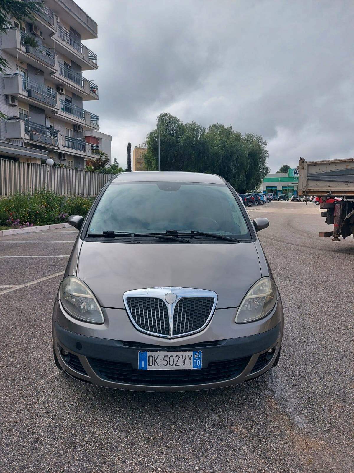 Lancia MUSA 1.3 Multijet 69CV Oro EURO4