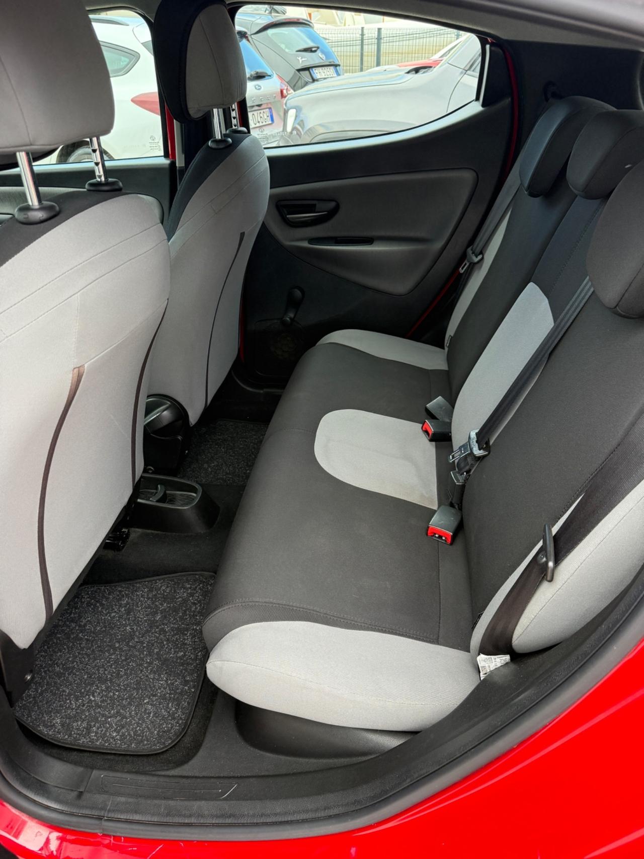Lancia Ypsilon 1.2 69 CV 5 porte GPL Ecochic Gold