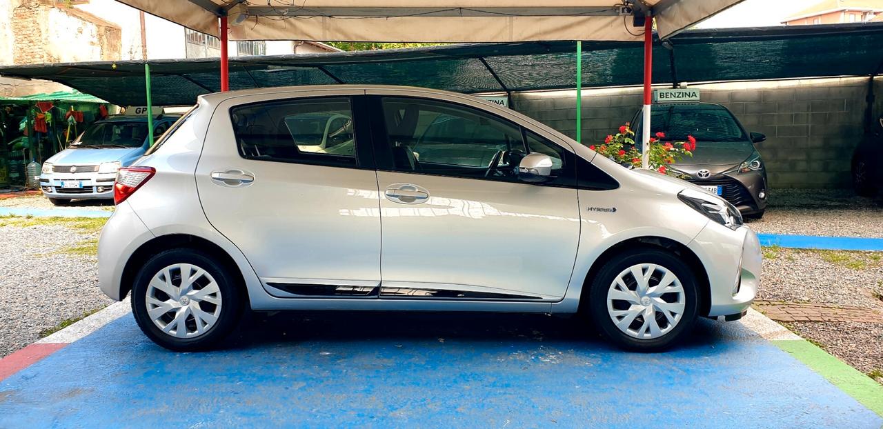 TOYOTA YARIS 1.5 BENZINA/IBRIDA PARI NUOVO 46 MILA KM