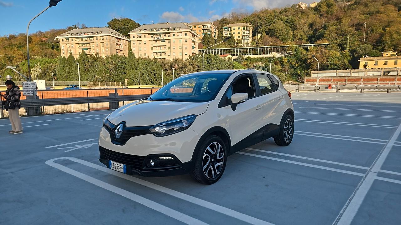 Renault Captur 0.9 TCe 12V 90 CV Start&Stop Energy R-Link