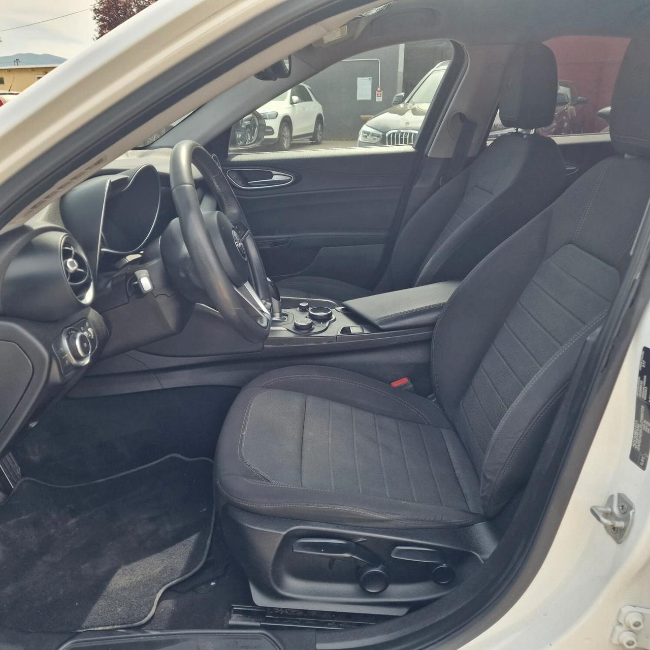 Alfa Romeo Giulia 2.2 Turbodiesel 150 CV AT8 SOLO 50 MILA KM