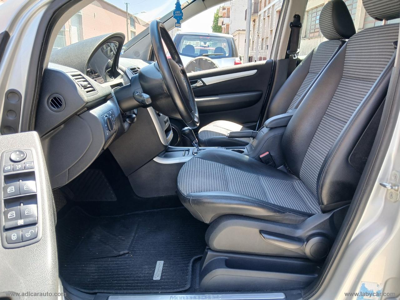 MERCEDES-BENZ A 200 CDI AUTOMATIC