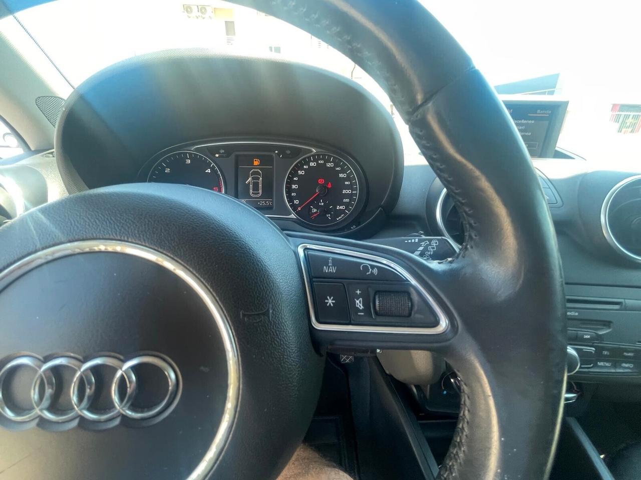 Audi A1 SPB 1.6 TDI S line edition