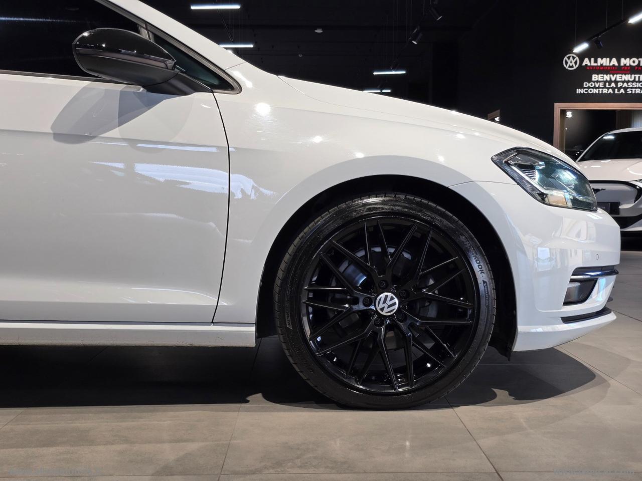 VOLKSWAGEN Golf 2.0 TDI DSG 5p. Sport BMT