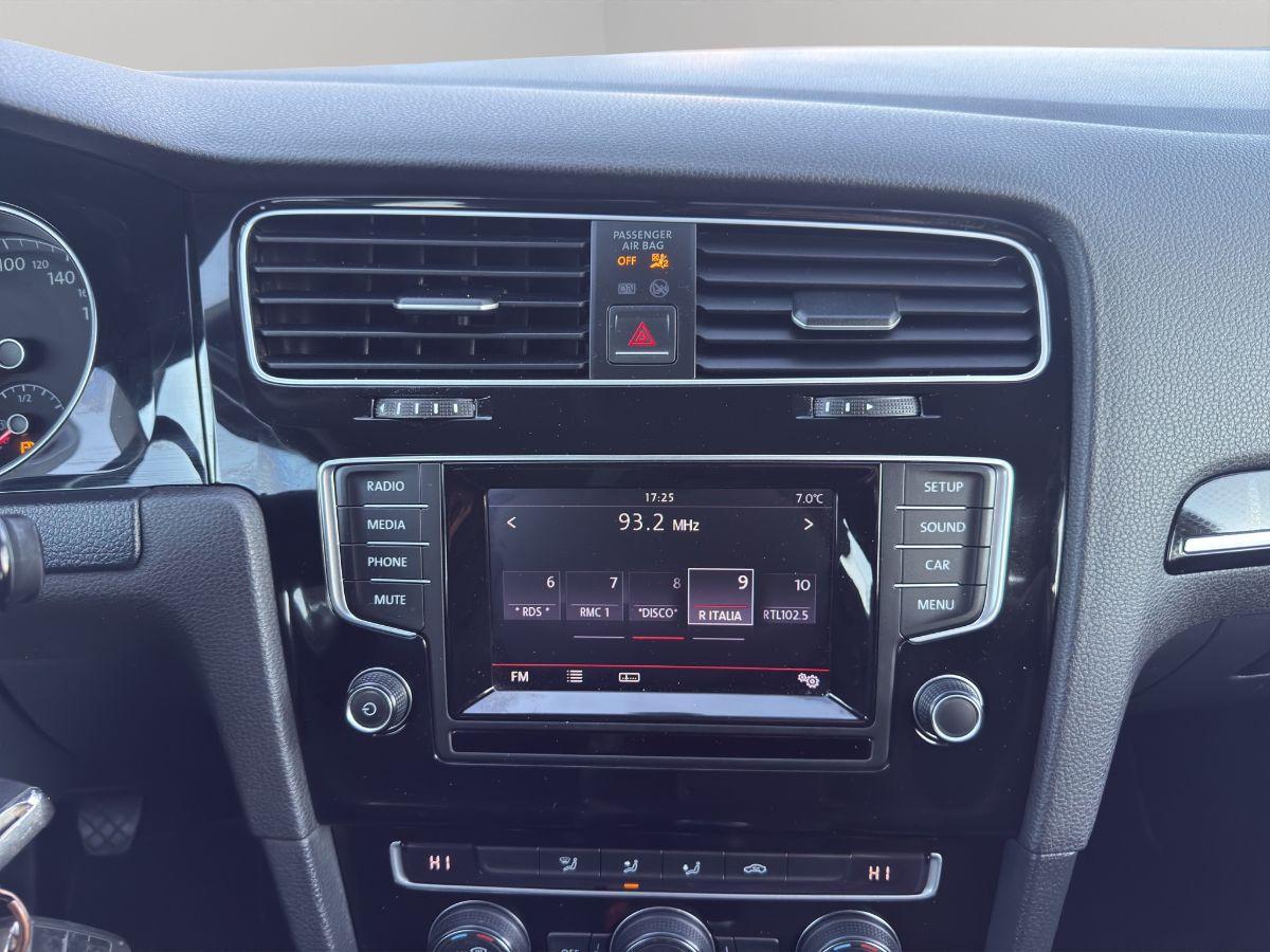 VOLKSWAGEN - Golf - 1.6 TDI 105cv 5p. Highline BlueMotion Technology