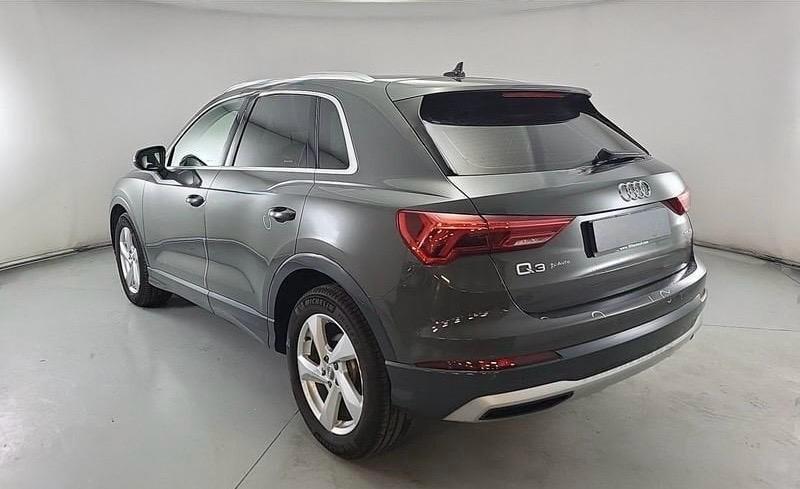 Audi Q3 2.0 TDI 150 CV S tronic Sport