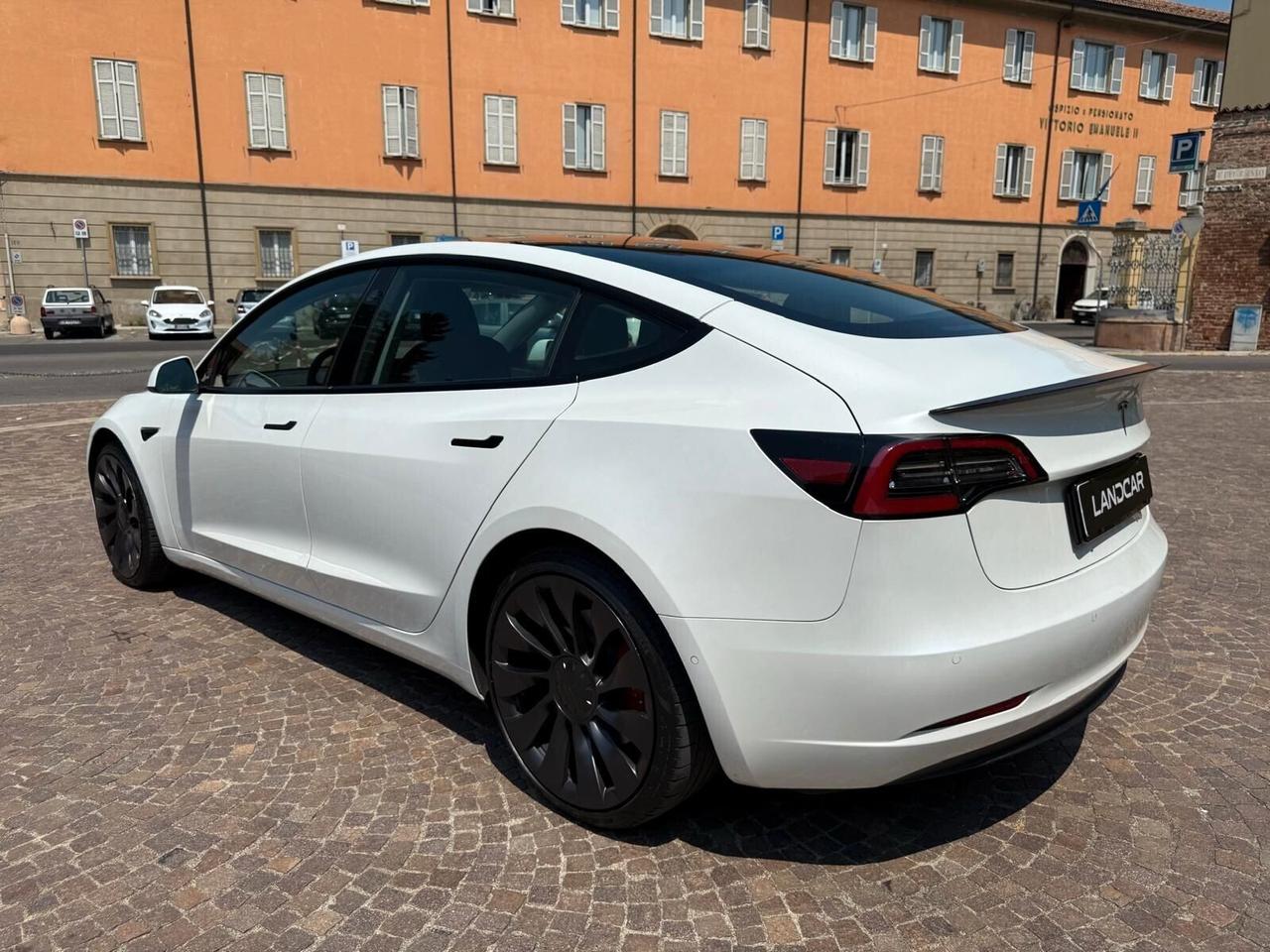 Tesla Model 3 Long Range Performance AWD
