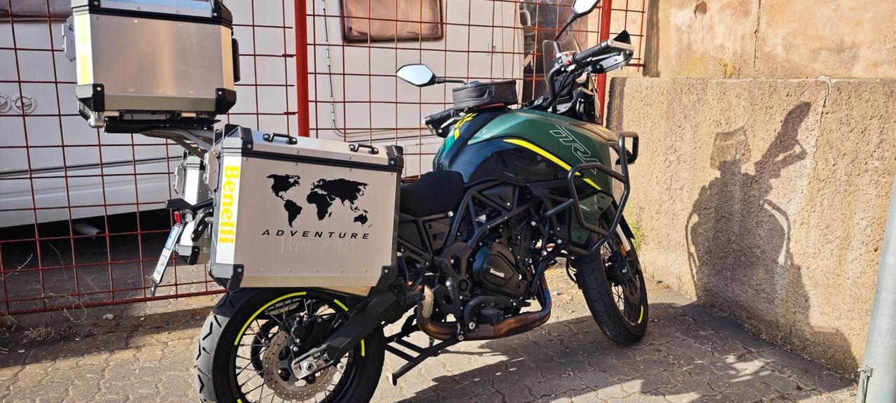 Benelli TRK 702 X