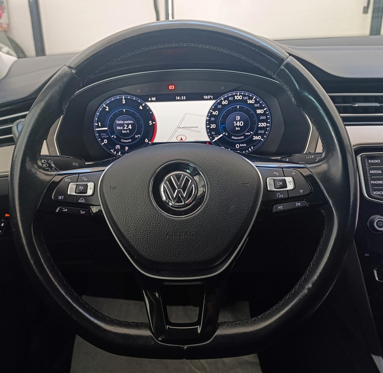 Volkswagen Passat Variant 8 2.0 TDI 150cv DSG Executive