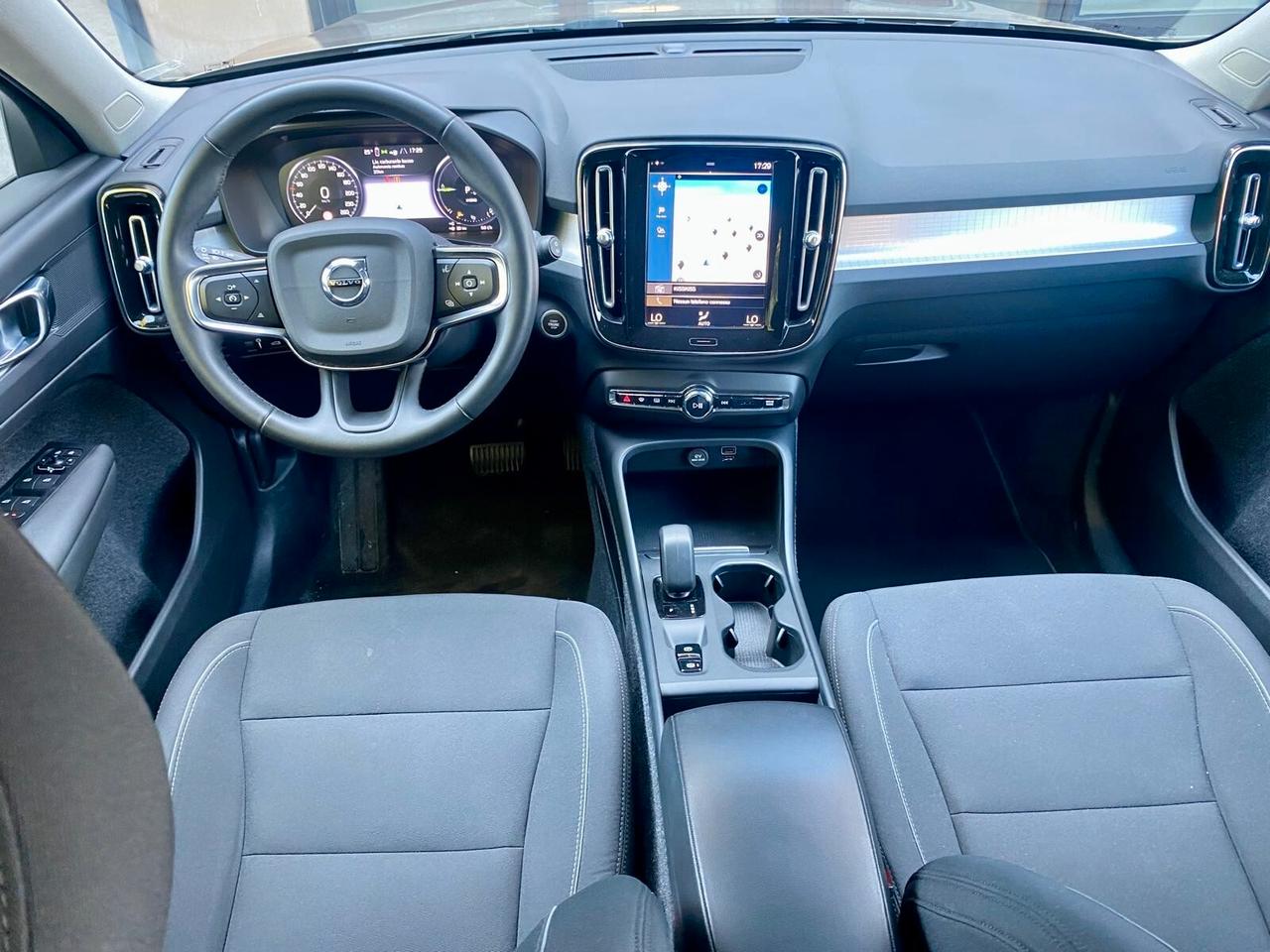 Volvo XC40 t4 phev RECHARGE -LED -NAVI- GARANZIA