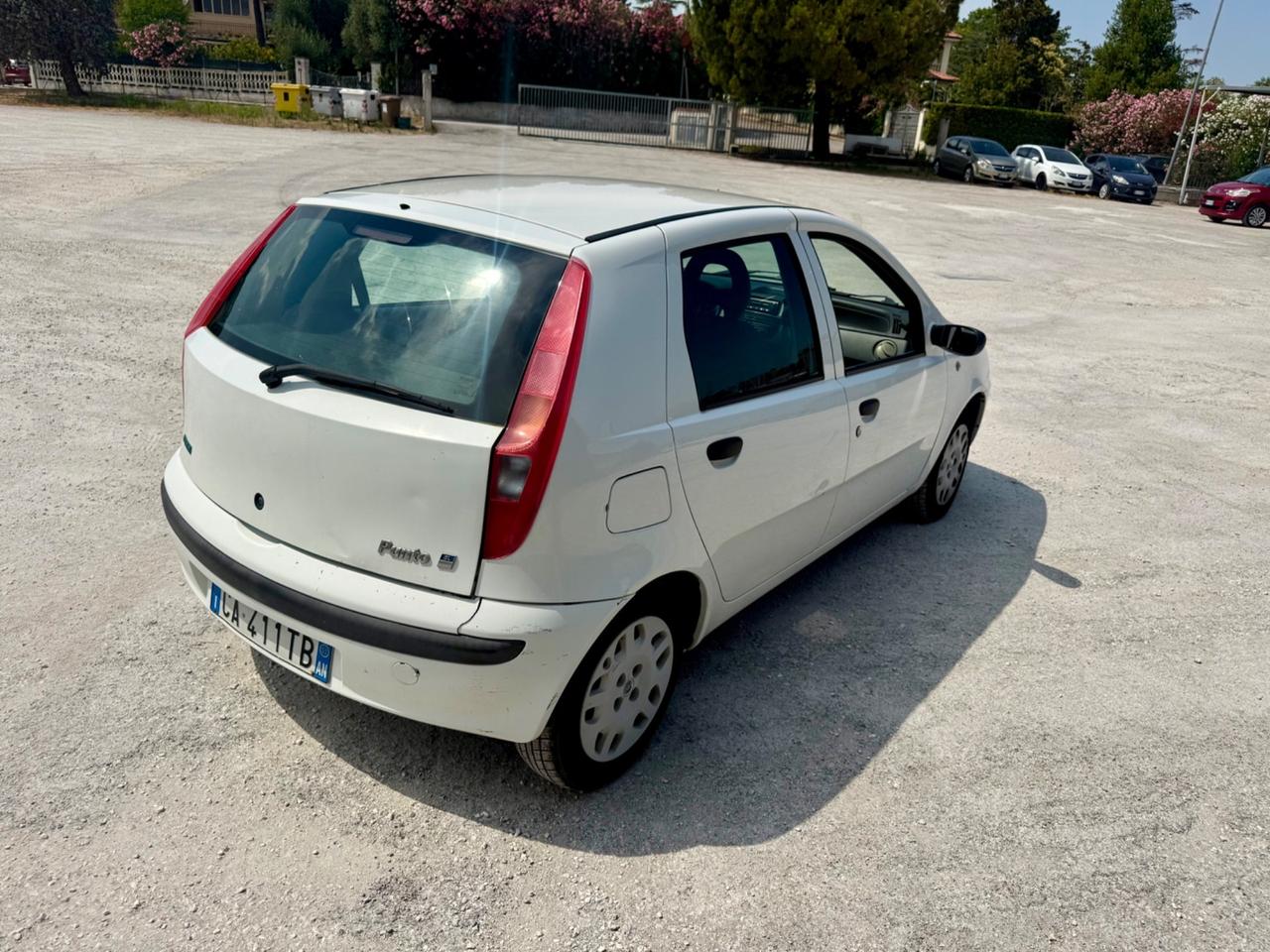 Fiat Punto 5porte 1.2 Benzina Neopatentati UNIPROPRIETÀ