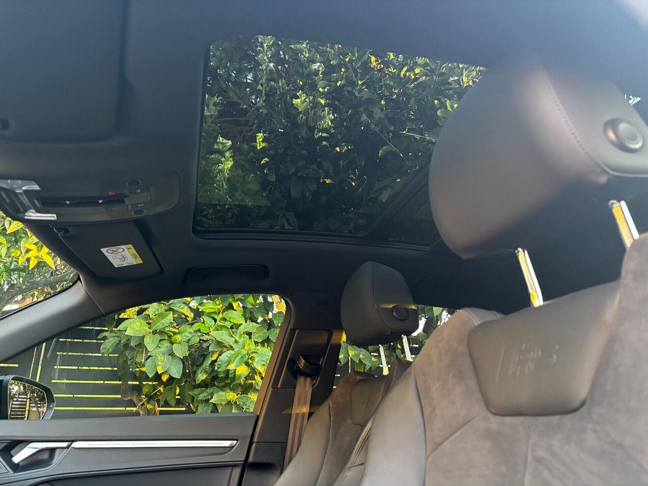 Audi Q3 RS Q3 quattro S tronic