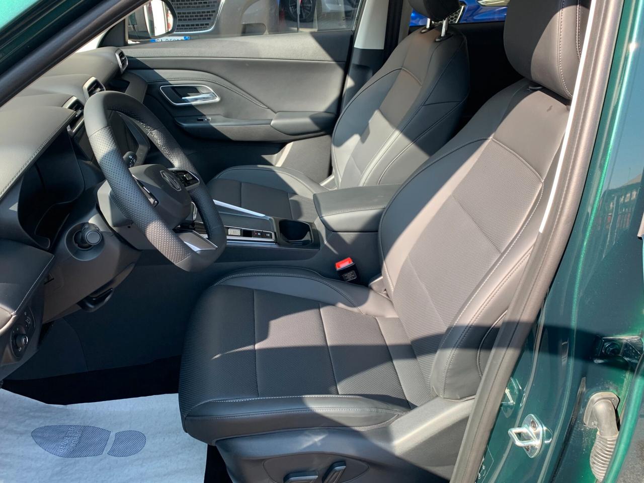 Mg ZS Hybrid+ Luxury