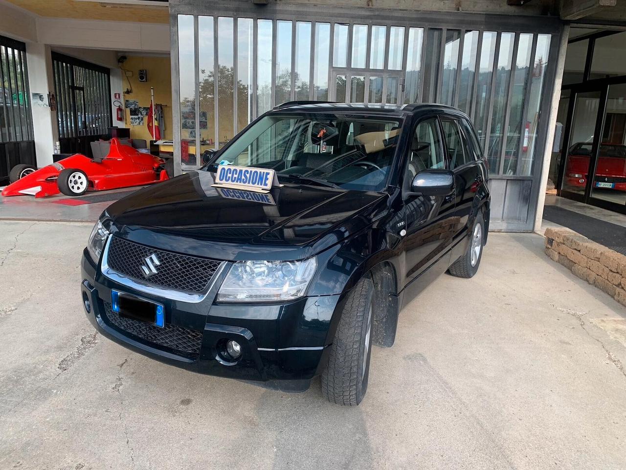 Suzuki Grand Vitara riduttore, gancio, traino-160.000km distrib nuova tagliando generale carrello auto 14.5 q 2 assi