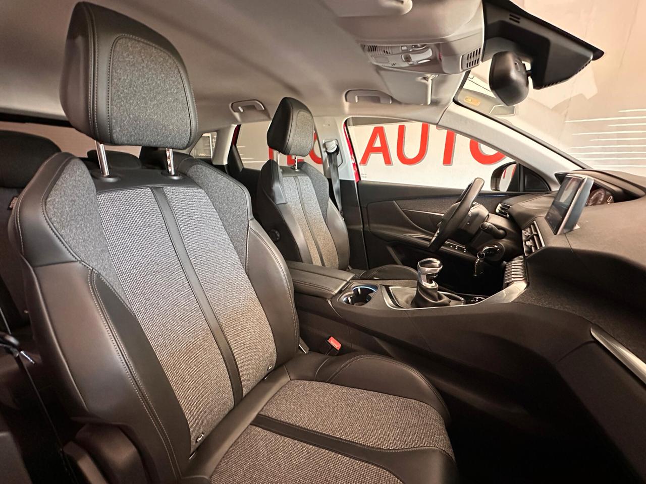 Peugeot 3008 BlueHDi 130 S&S Allure