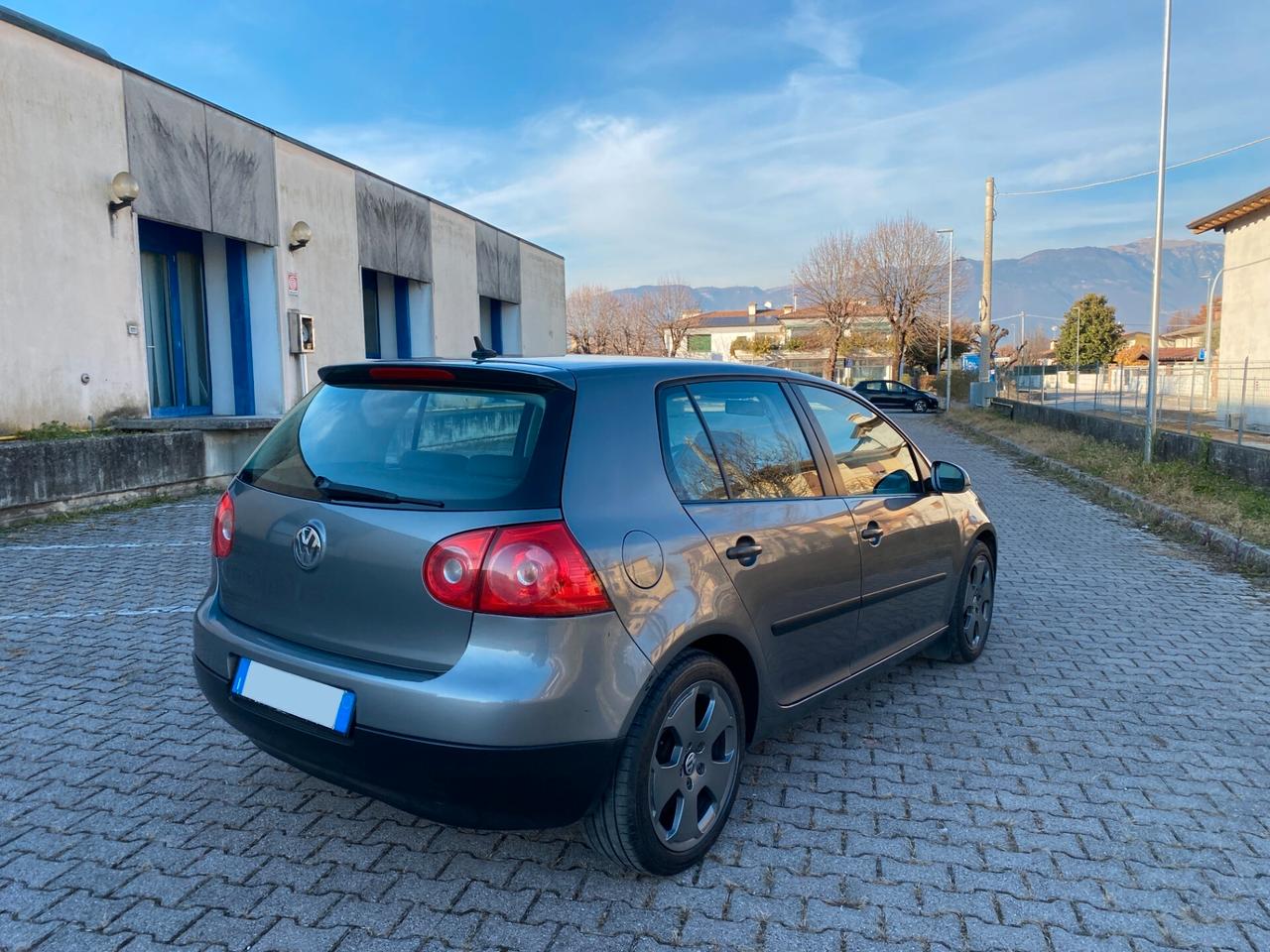 Volkswagen Golf 1.9 TDI 6Marce OK Neopatentati