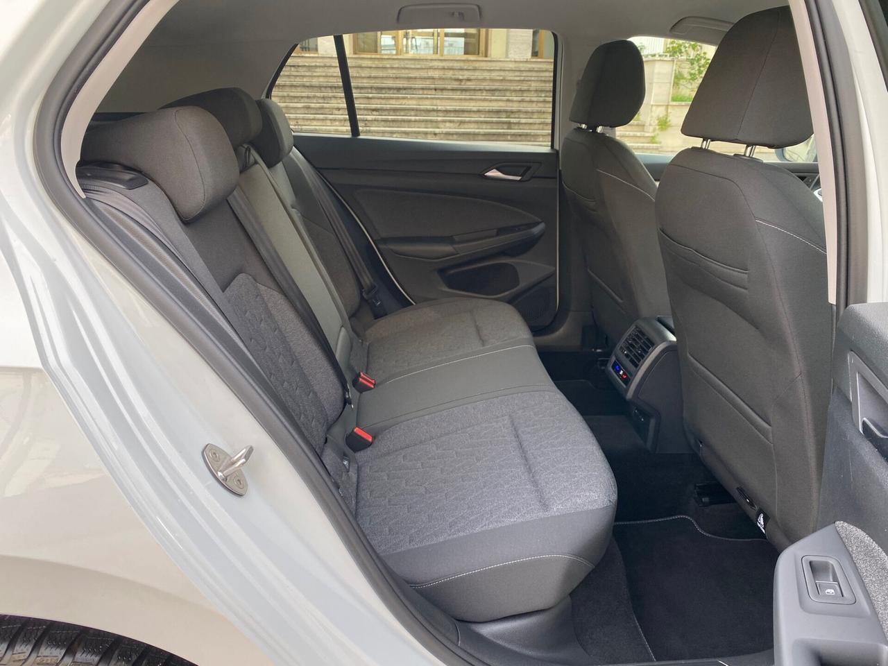 VOLKSWAGEN GOLF 8 Style 2.0 TDI 2023