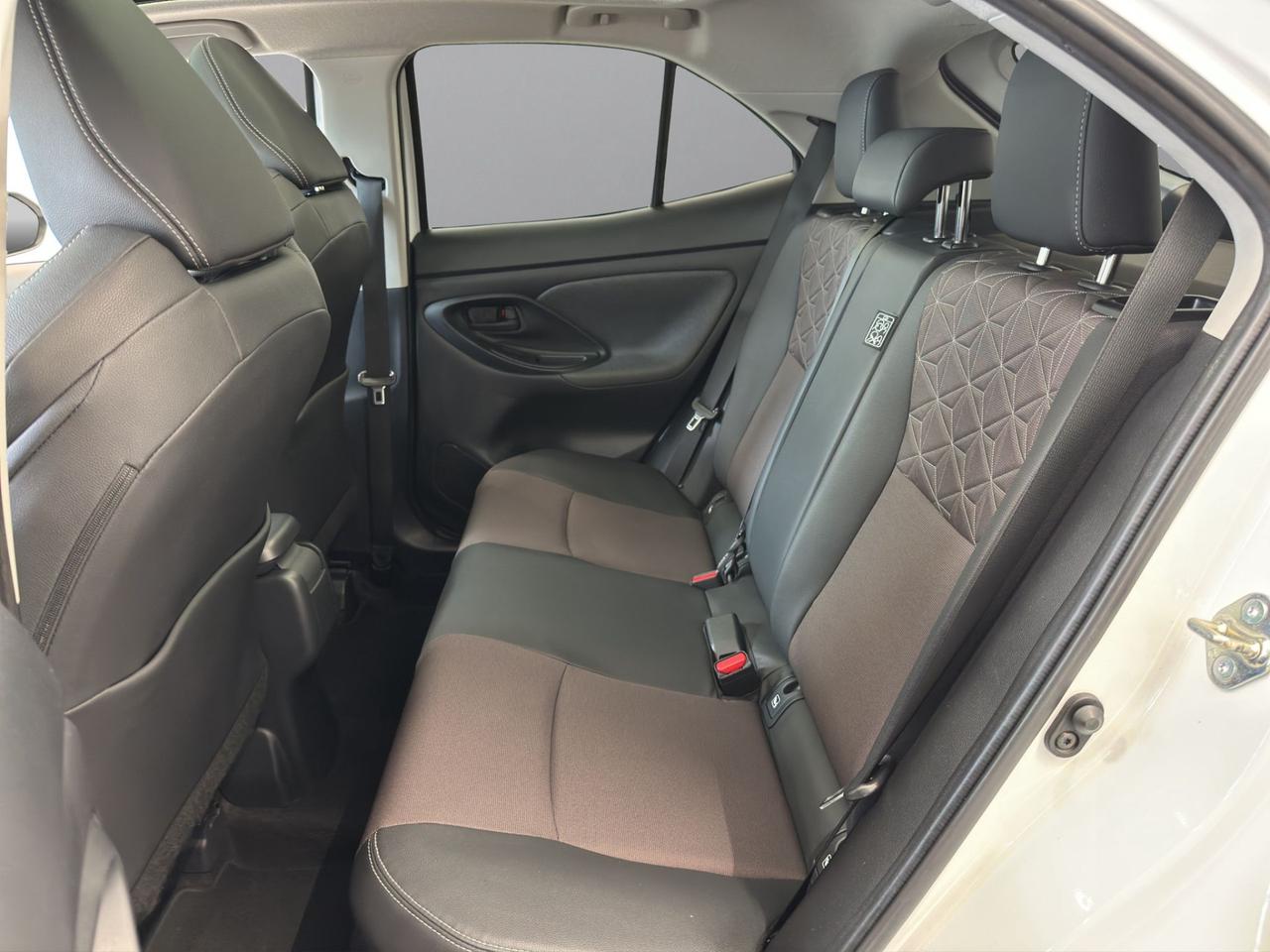 Toyota Yaris Cross 1.5h Lounge awd-i 116cv e-cvt