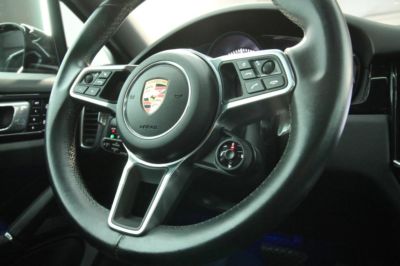 PORSCHE CAYENNE COUPÉ 3.0 V6