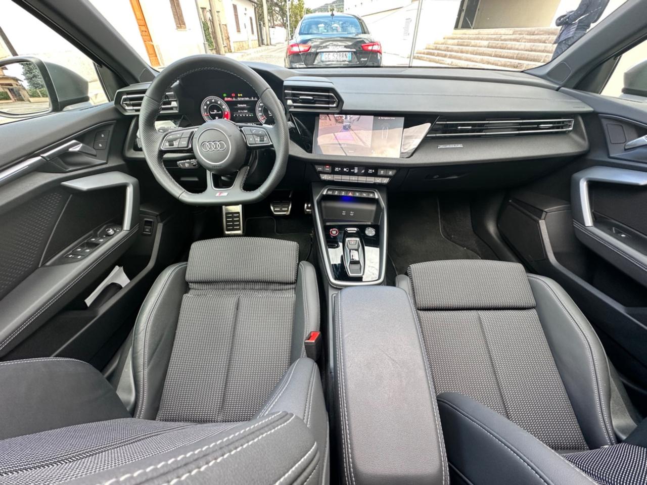 Audi A3 S3 Sedan TFSI quattro S tronic sport attitude