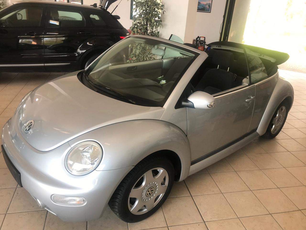 Volkswagen New Beetle 1.4 16V Cabrio OK Neopatentati