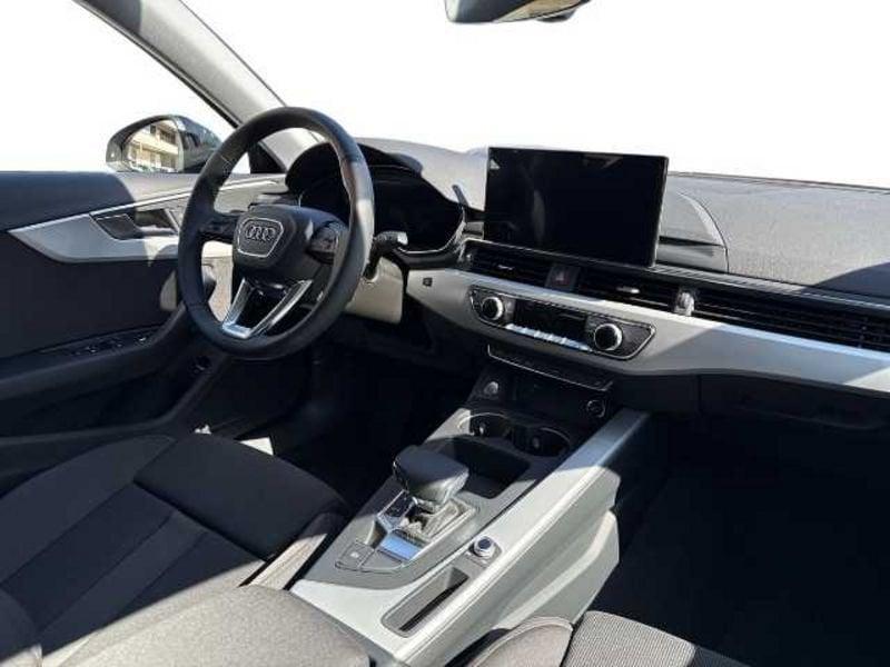 Audi A4 V 2019 Berlina 30 2.0 tdi mhev S line edition 136cv s-tronic