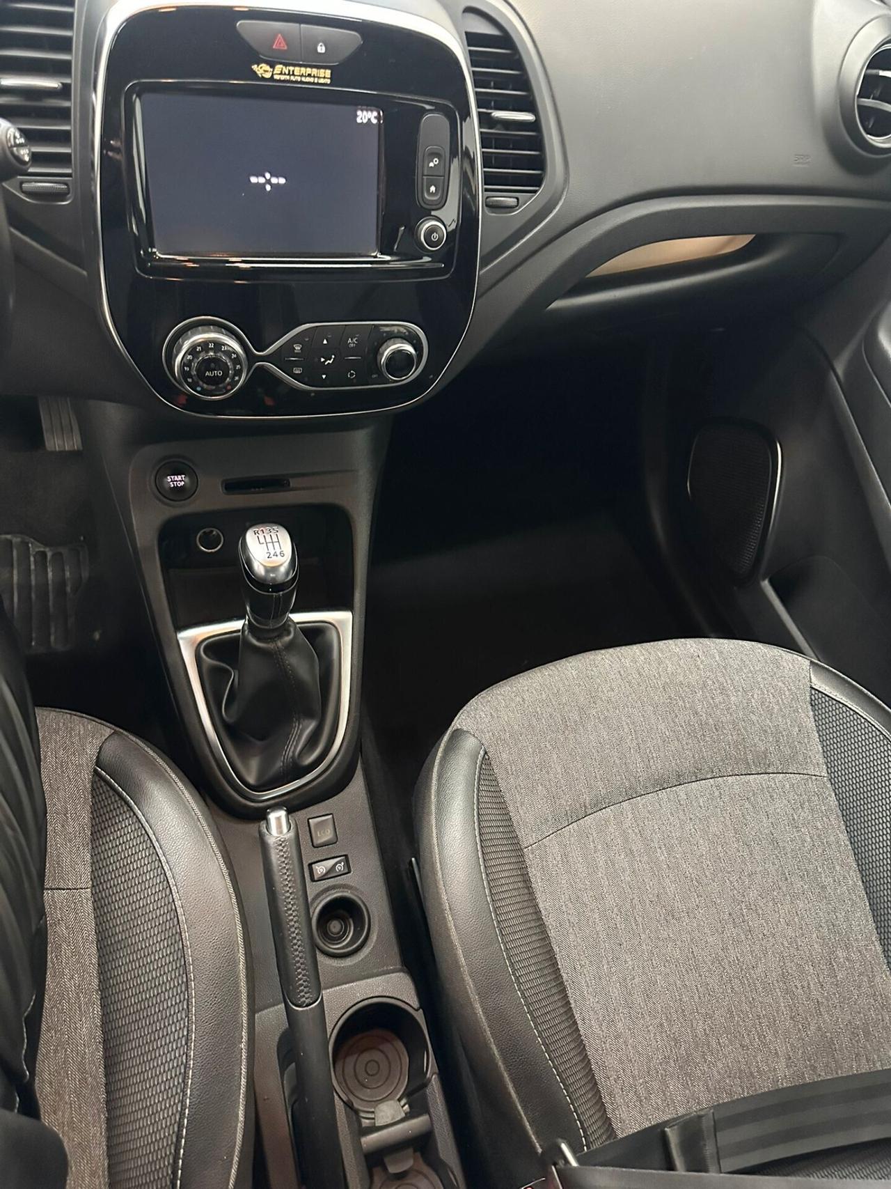 Renault Captur dCi 8V 110 CV Start&Stop Energy Initiale Paris