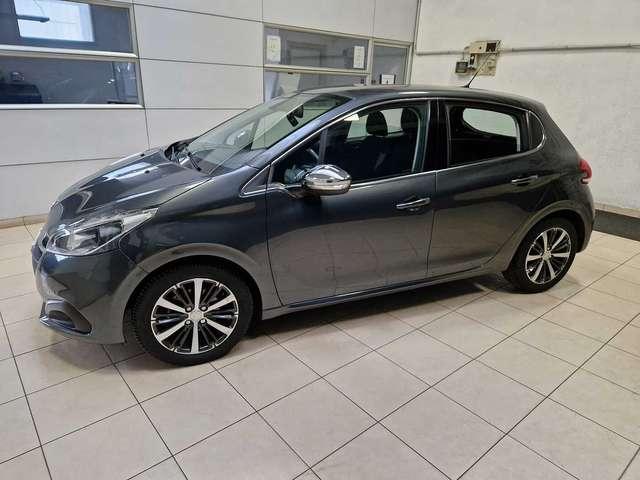 Peugeot 208 PureTech 82 5 porte Allure